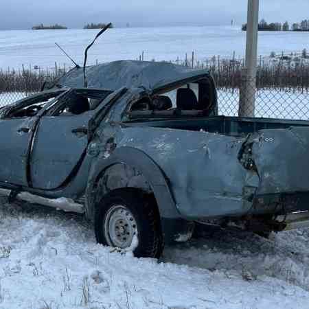 Автомобили после ДТП Митсубиси L200, 2007, 2.5., дизель, МКПП выкупили за 500000
